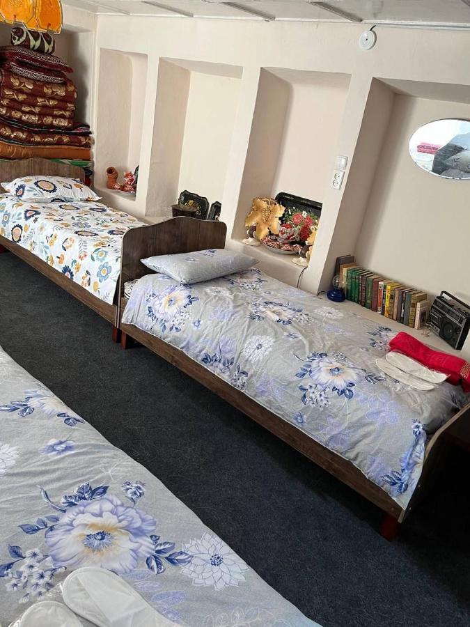 Tasmin Mexr Hostel Samarkand Luaran gambar